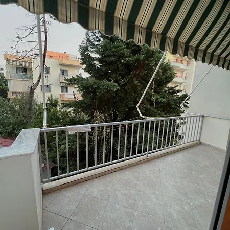 Cozy With Balcony Διαμέρισμα Golem (Tirana)